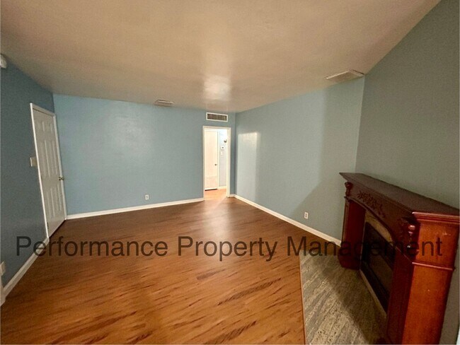 Foto del edificio - Newly Upgraded 3 Bed/1 Bath Home in SW Bak...
