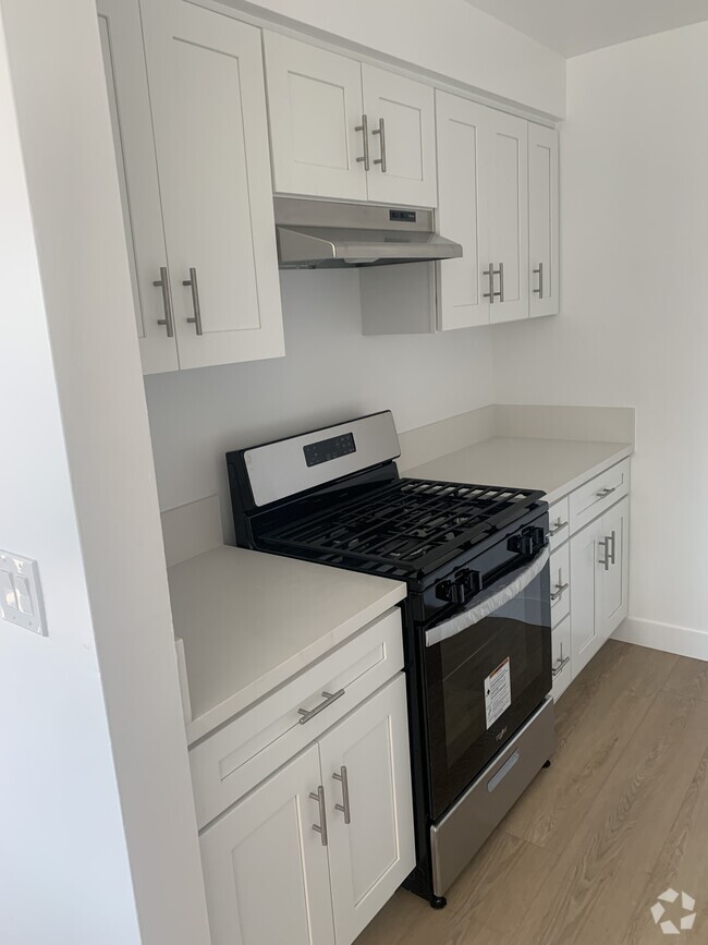 Apartments For Rent in Sierra Madre, CA with a Balcony 13 Rentals