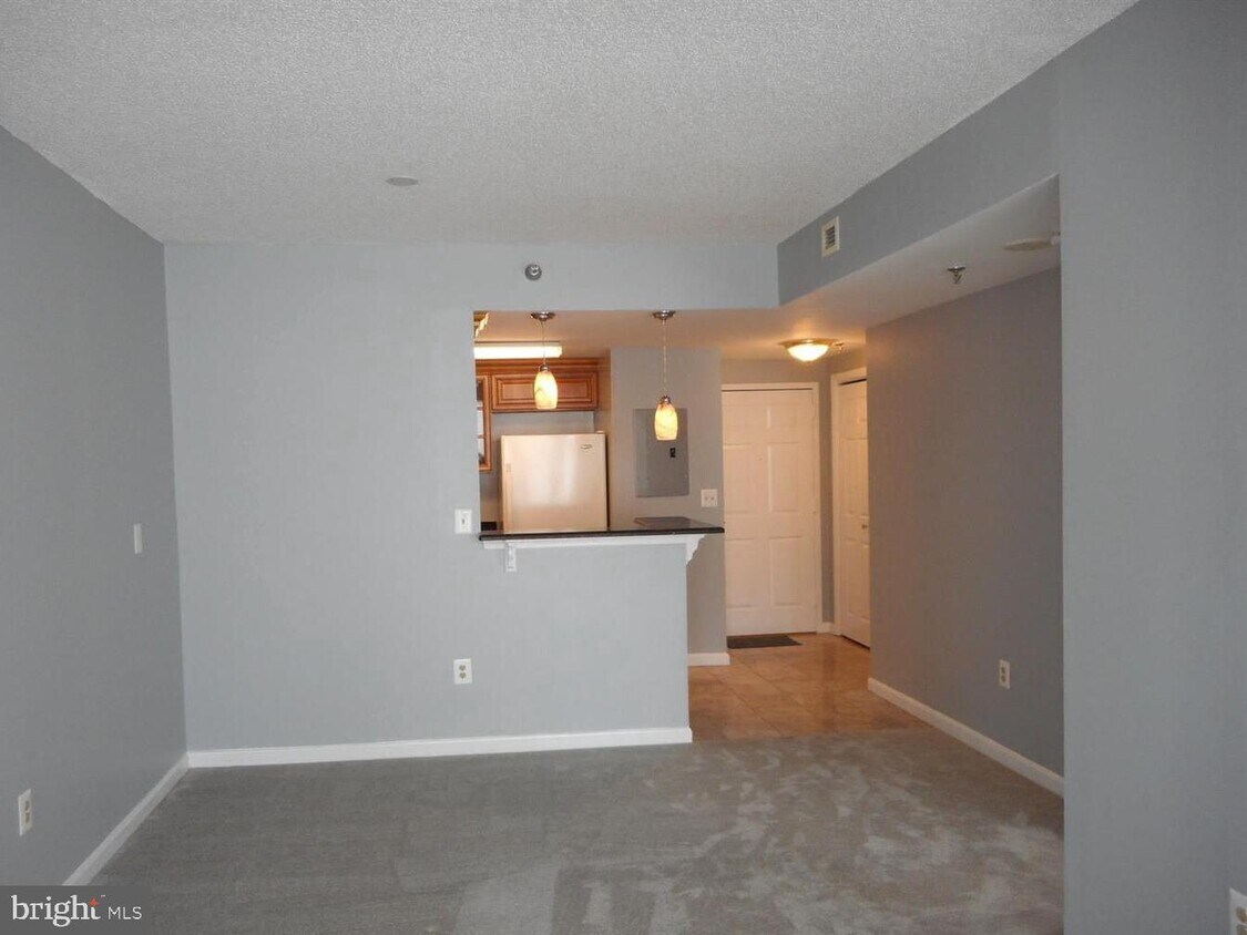 24 Courthouse Sq Unit 211, Rockville, MD 20850 Apartment for Rent in