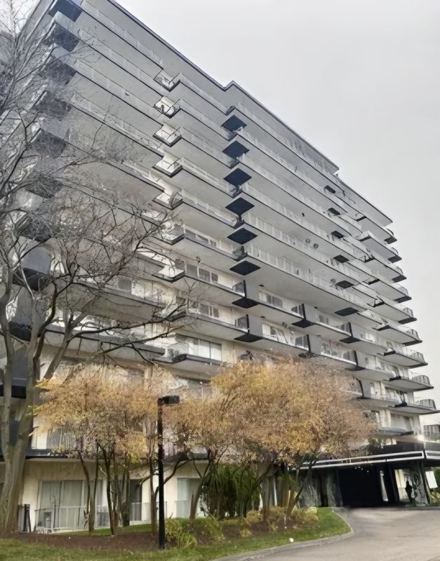 Building Photo - 15801 Providence Dr