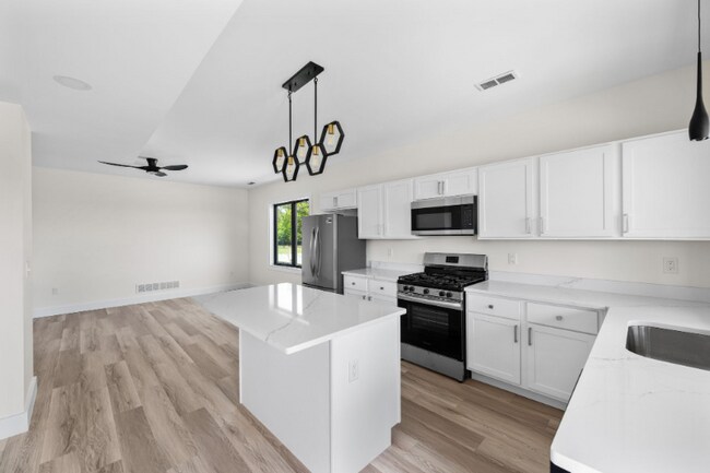 Foto del edificio - 1295 Holmden Ave