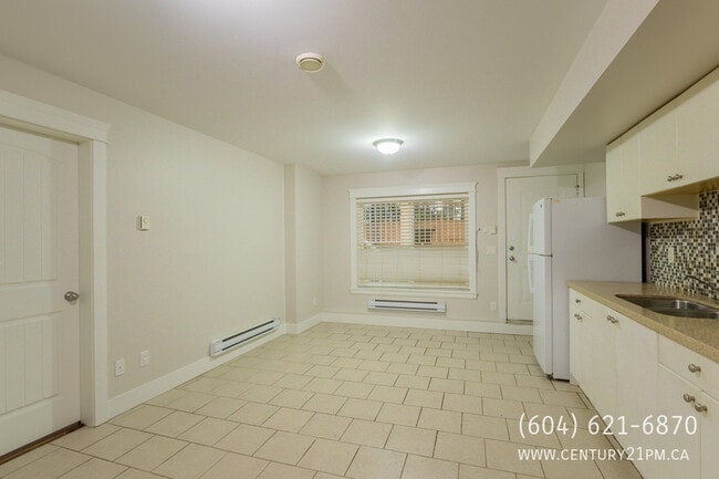 Building Photo - 14843-14863 63 Ave