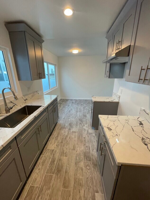 Foto principal - 14633 Sylvan St