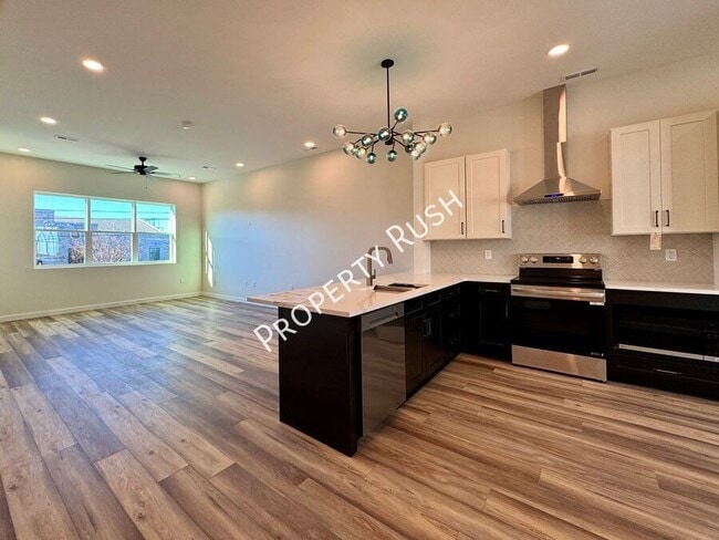 Photo - 1857 Zeta Way House