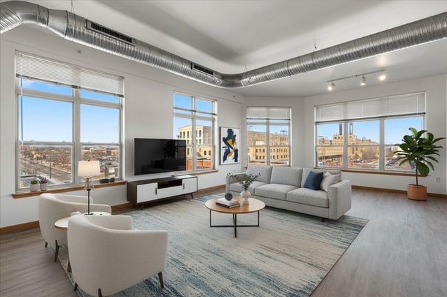 Building Photo - Six Points Apartments