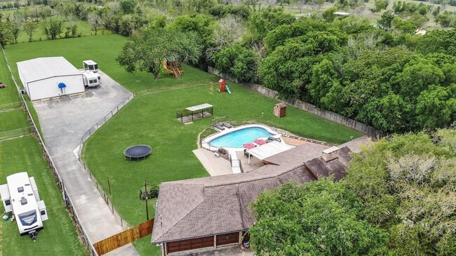 Building Photo - 3816 E Wallisville Rd