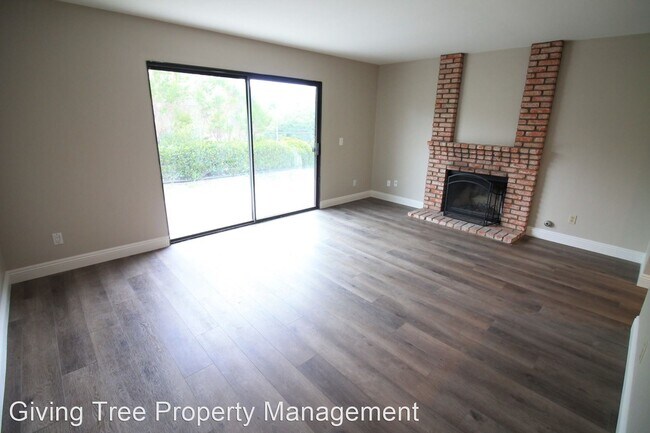 Foto del edificio - 4 br, 2 bath House - 3467 Circulo Adorno