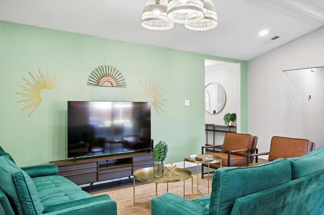 Foto del edificio - 1231 Springbrook Cir