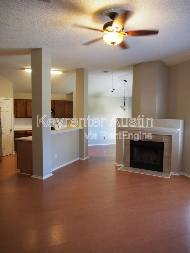 Building Photo - 1702 Verbena Way