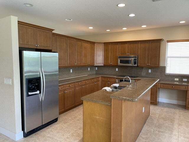 Foto principal - 9074 Dupont Pl