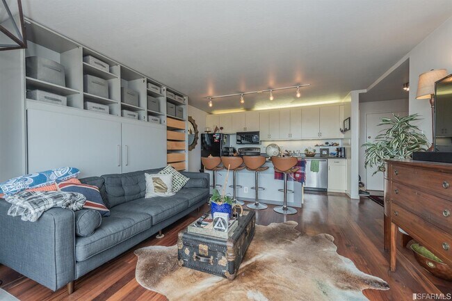 Foto del edificio - 655 Corbett Ave