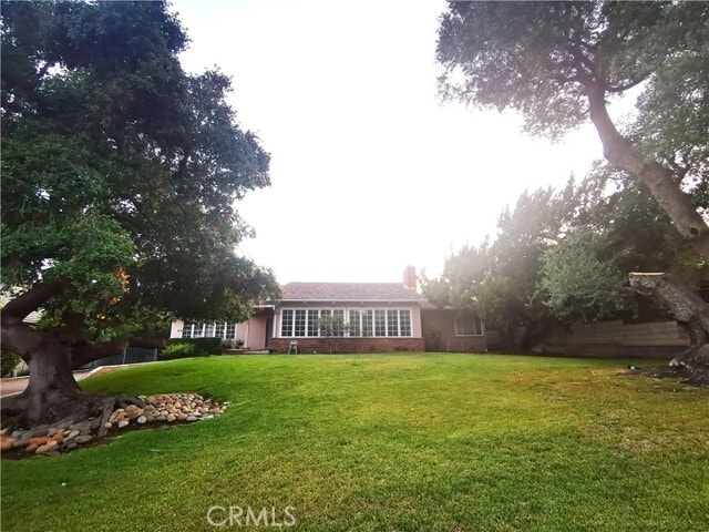 Foto del edificio - 319 Vaquero Rd