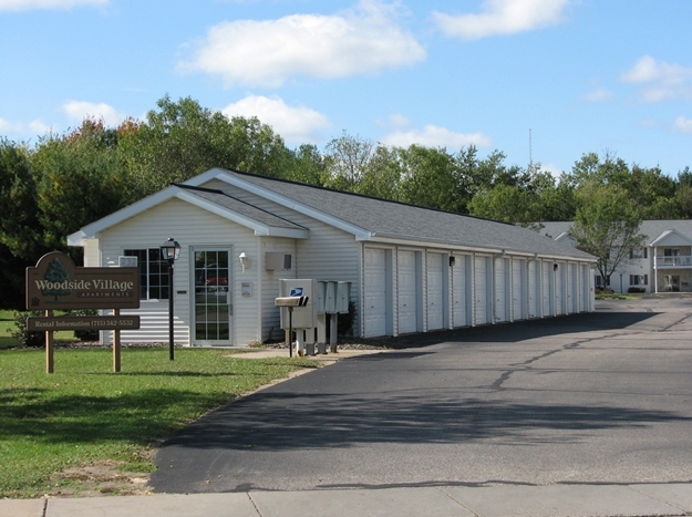 Foto del edificio - WOODSIDE VILLAGE APARTMENTS