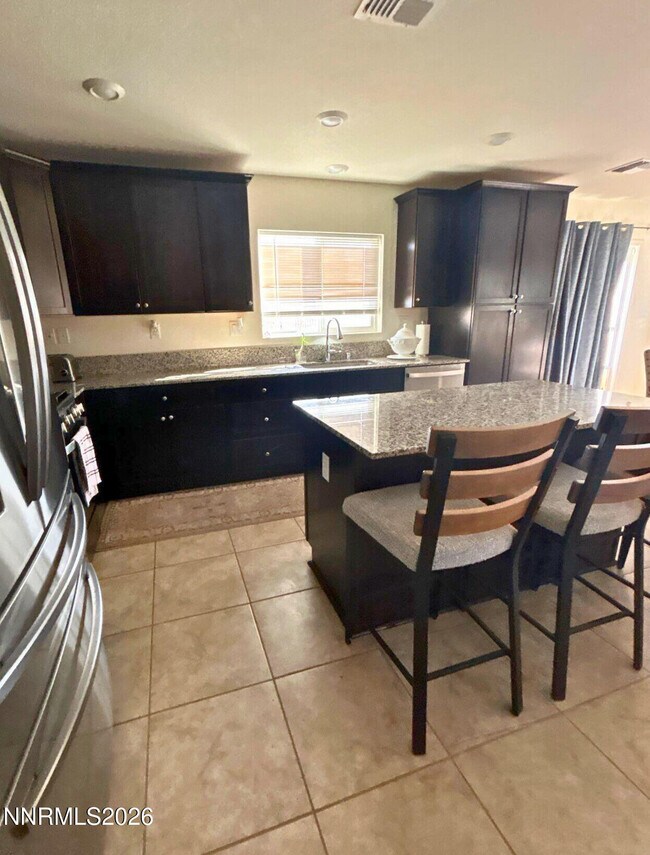 Foto del edificio - 8932 Coyote Blf Dr