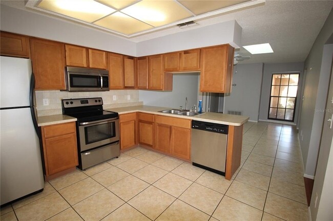 Foto del edificio - 2848 Rustic Oaks Dr