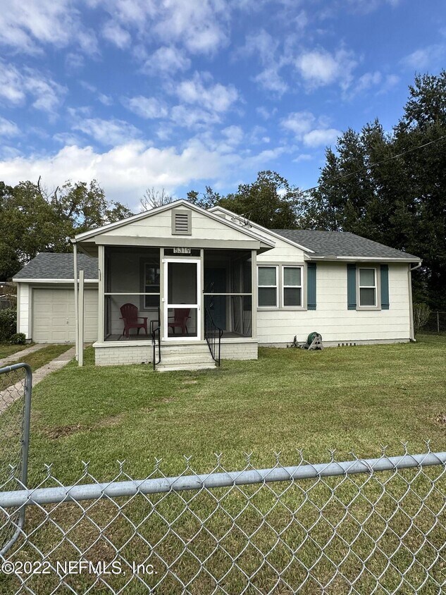 5319 Kingsbury St, Jacksonville, FL 32205 House Rental in