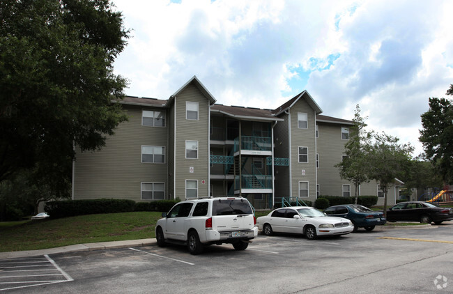 Foto del edificio - Oak Hammock Apartments