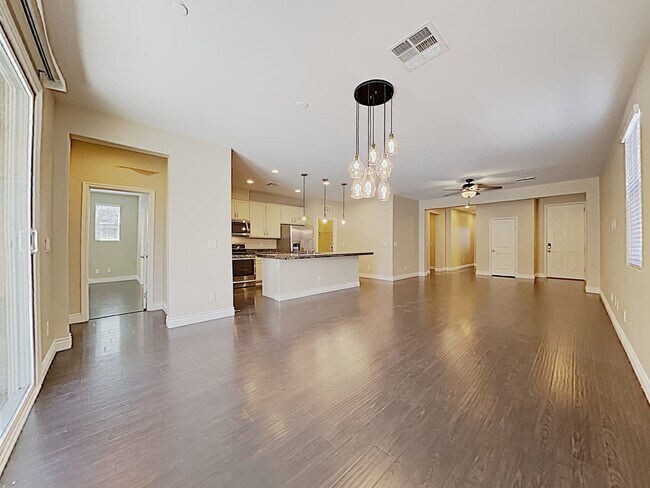 Building Photo - 714 Gulf Pearl Dr