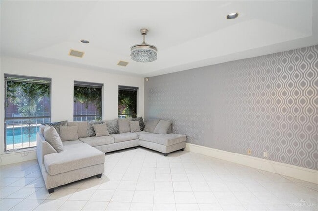 Building Photo - 27 N 33rd St