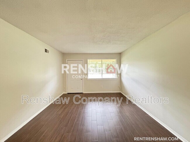 Foto del edificio - 5402 Stage Rd