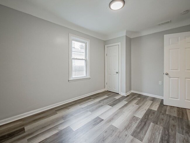 Foto del edificio - Fresh Start in the Heart of Hazel Park – 3 Bedroom Charmer on Powell Ave