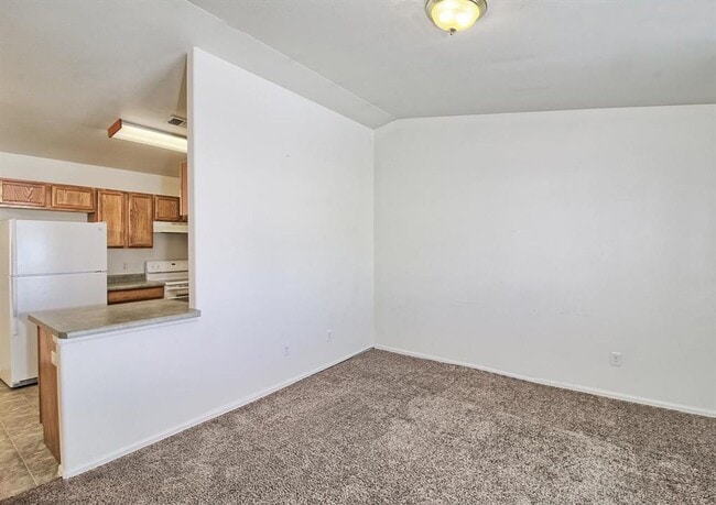 Foto del edificio - 3 Bed 2 Bath Townhome in Orchard Mesa