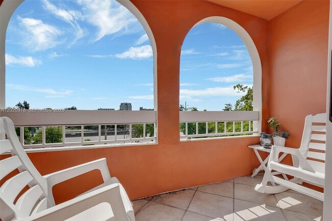 Building Photo - 7701 Camino Real