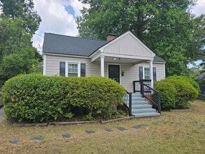 Building Photo - 919 Chester Cir