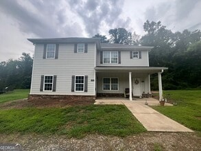 Building Photo - 1553 Bostwick Rd