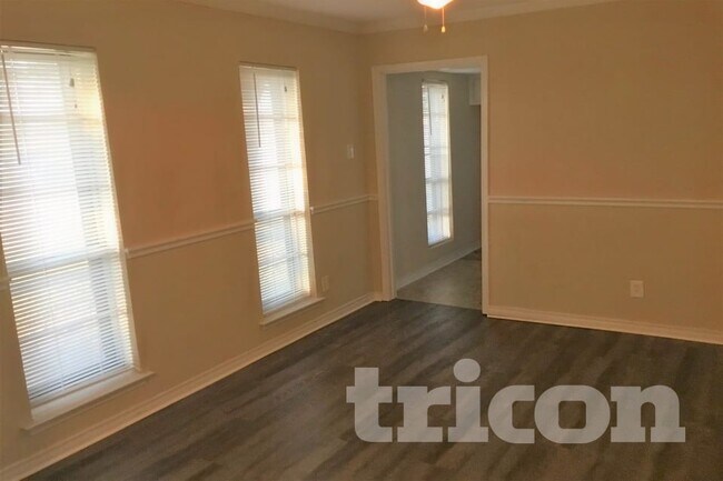 Foto del edificio - 1301 Willow Way