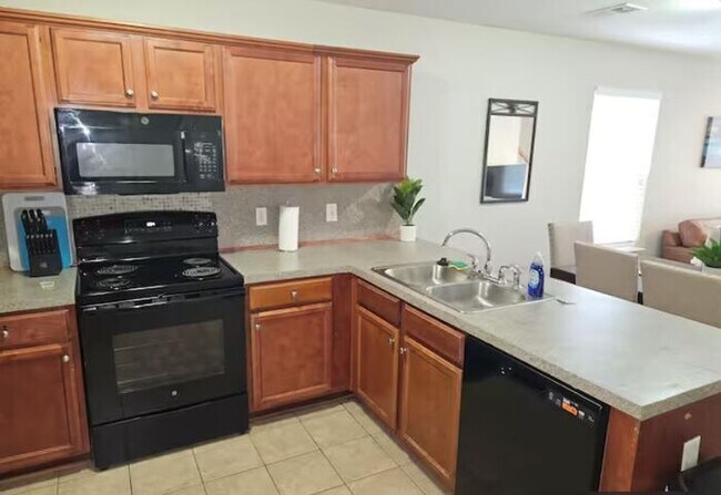 Foto del edificio - Furnished rental