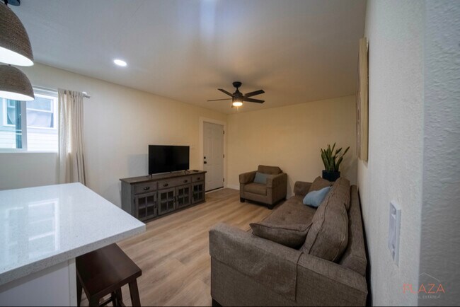 Foto del edificio - 329 Beaumont Ct