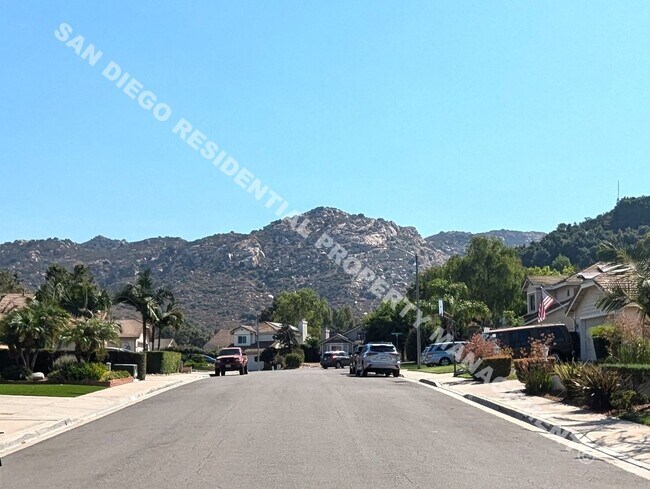 Building Photo - Charming Cottage in North Escondido near R...