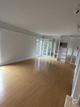 Building Photo - 1416 Stanford Dr