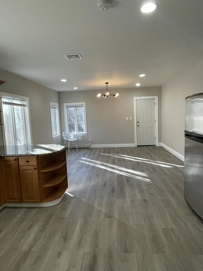 Building Photo - 200-01-201 26th Ave