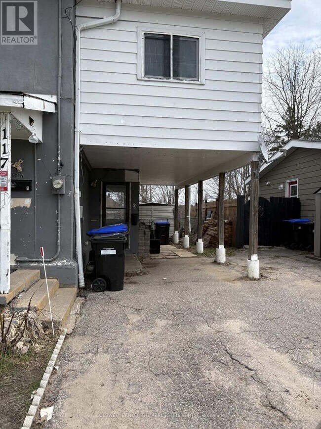 Photo du bâtiment - 117 Eighth St