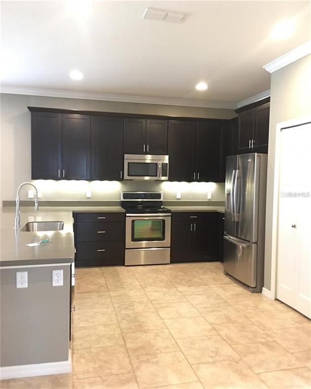 Foto del edificio - 11873 Verrazano Dr