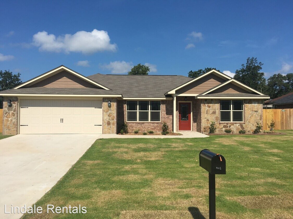 3 br, 2 bath House 402 Noah Lane House Rental in Lindale, TX