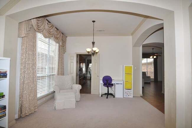 Building Photo - COMING SOON! Stunning 4-2-2 in Ft. Worth –...