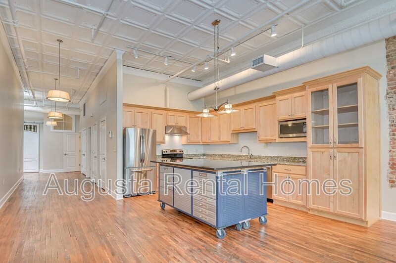 Foto principal - 1106 Broad St