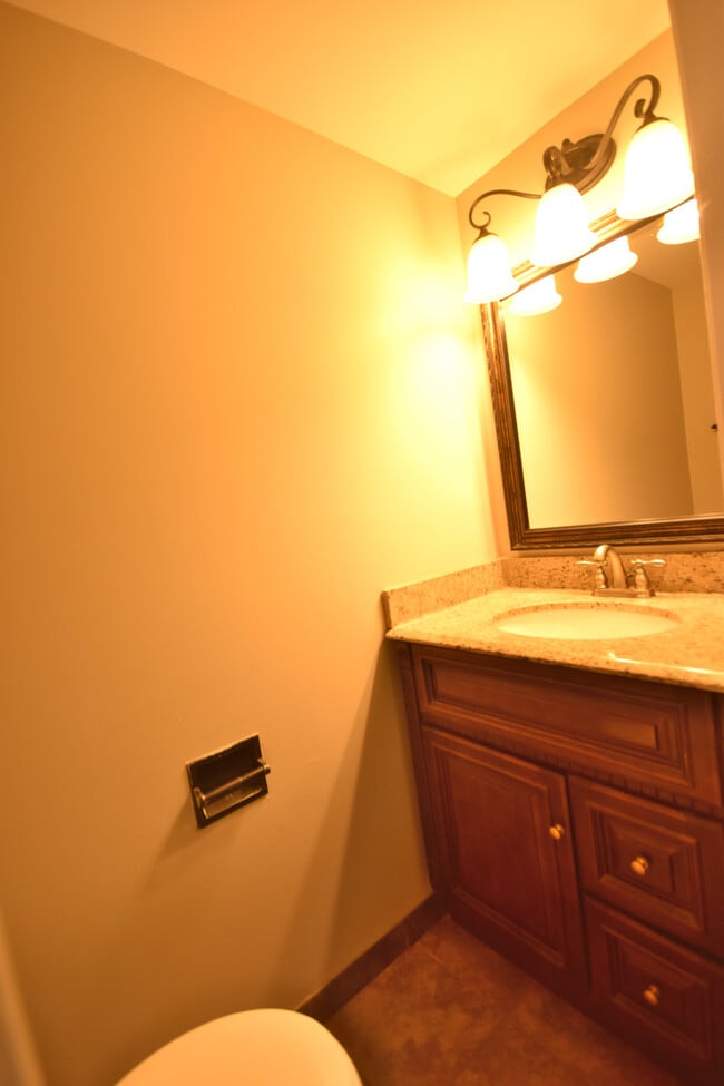 Foto del edificio - 1625 College Green Dr