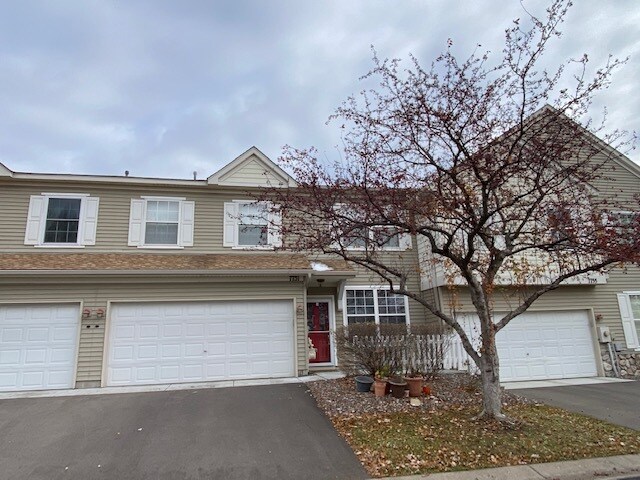 Foto del edificio - 7751 Ladyslipper Ln