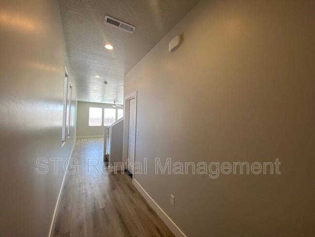 Building Photo - 1113 S 4380 W