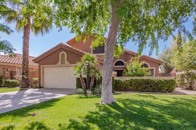 Building Photo - 9573 E Windrose Dr