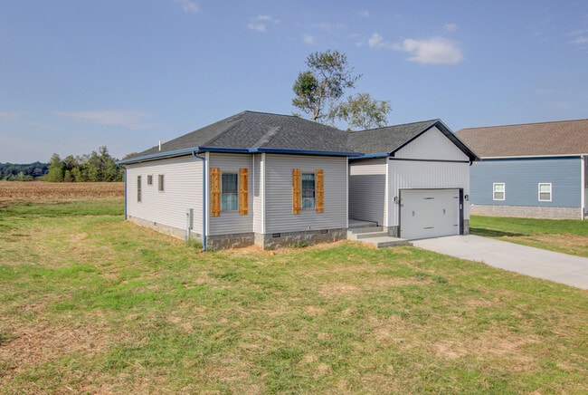 Building Photo - 102 Riverbend Dr