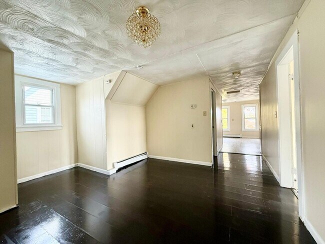 Foto del edificio - 37 Hotchkiss St