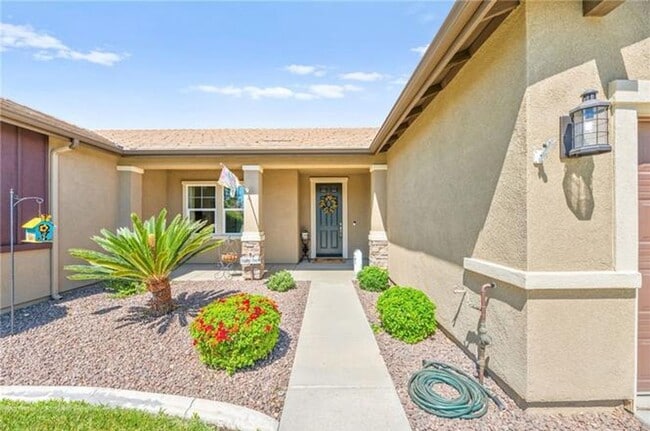 Foto del edificio - 4-Bed 2-Ba  Single-Story in Menifee – $3,400/mo