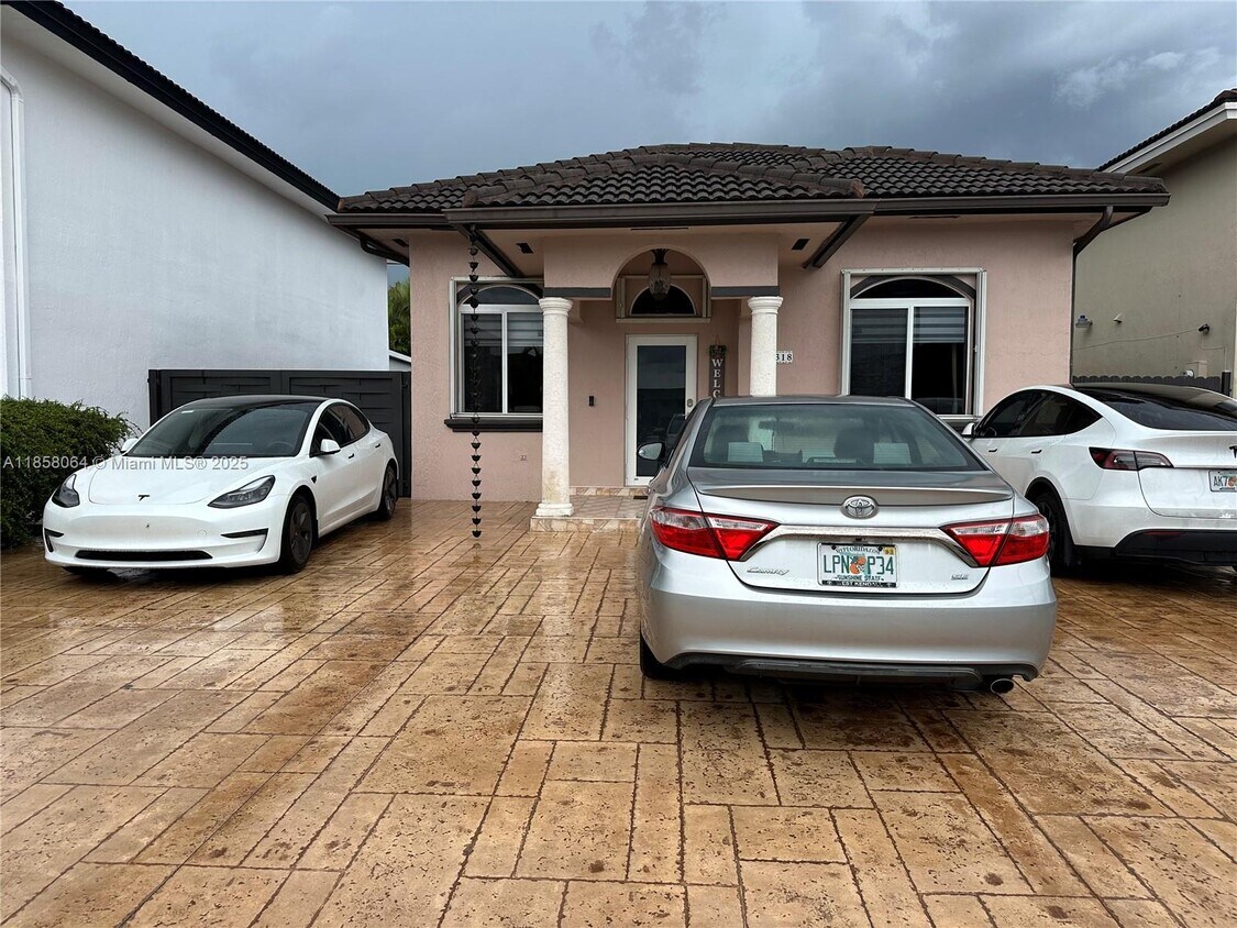 Foto principal - 15318 SW 41st Terrace