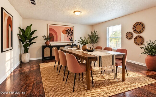 Foto del edificio - 10850 Wahine Dr N