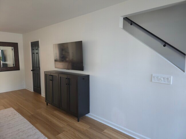 Foto del edificio - 1000 Mallery St Ext